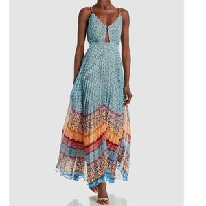 ALICE + OLIVIA Gloria Chain-Strap Maxi Dress